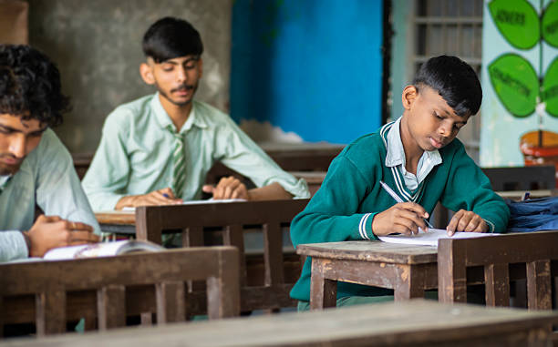 Why Traditional Schooling is Struggling in Today's World